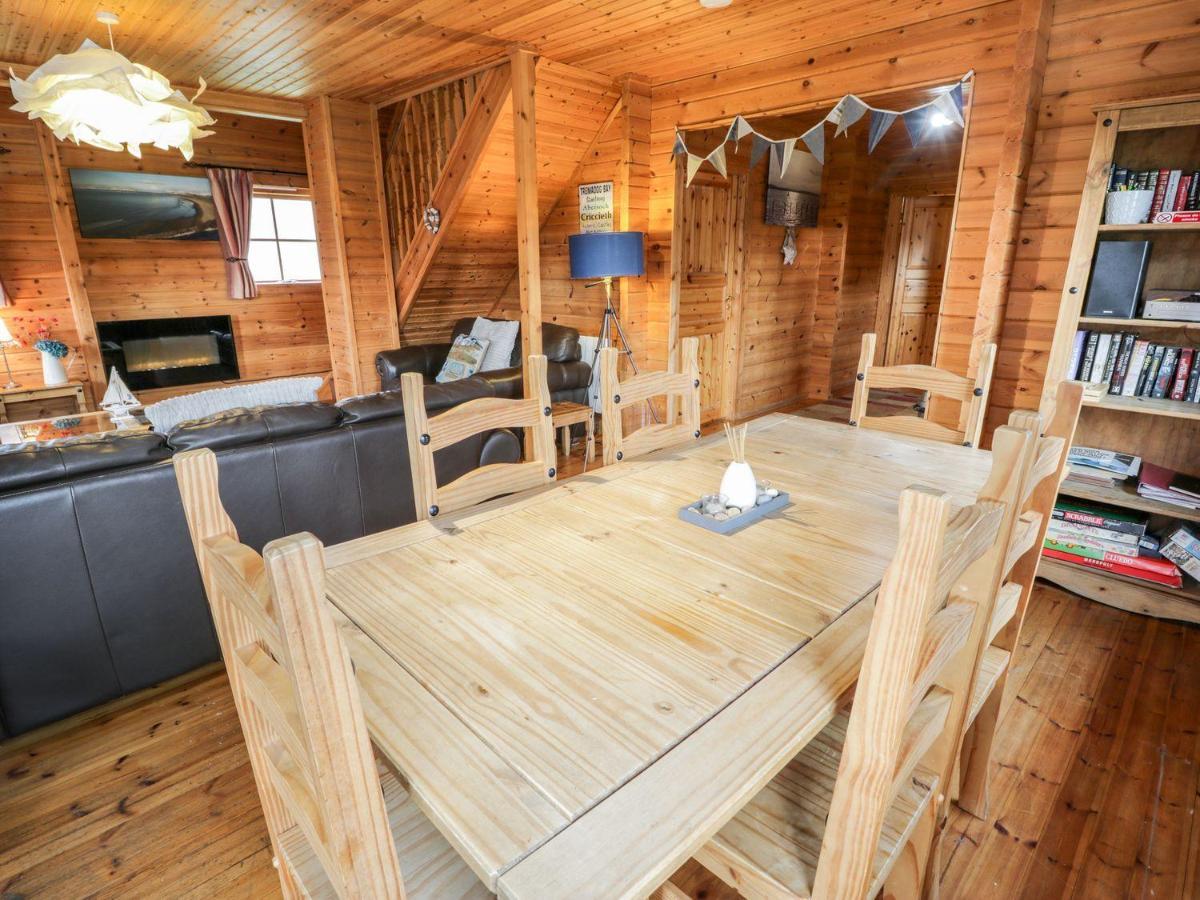 Sun View Lodge Llanbedr  Ngoại thất bức ảnh