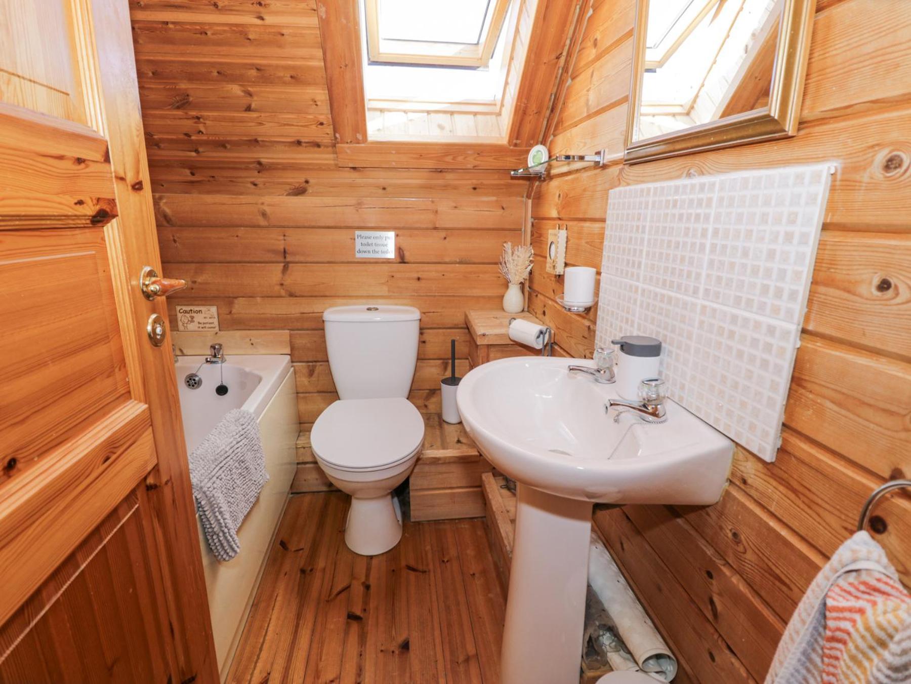 Sun View Lodge Llanbedr  Ngoại thất bức ảnh